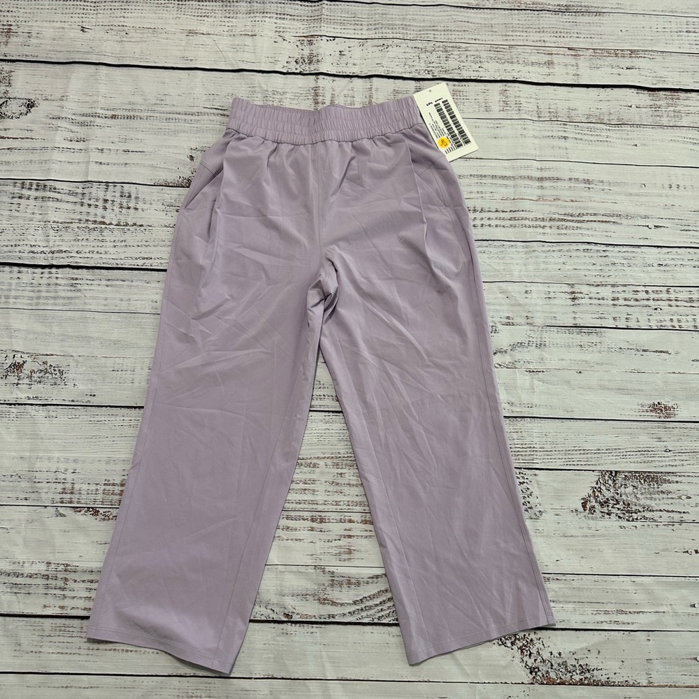 Lululemon Cropped Capri size 6